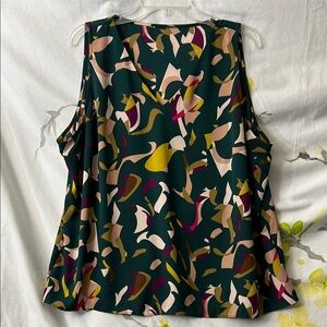 Nine West V-Neck Tank Top dark forest green/tan/wine colors